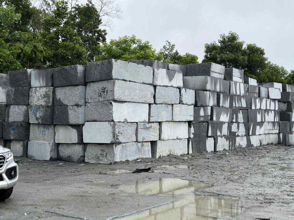 Grey Granite Block Yard