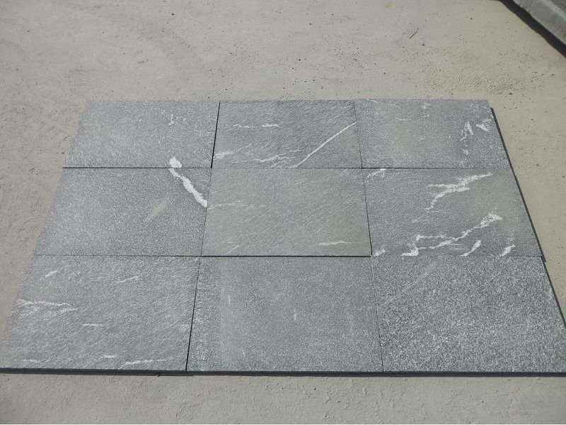 Jet Mist Flamed Paver