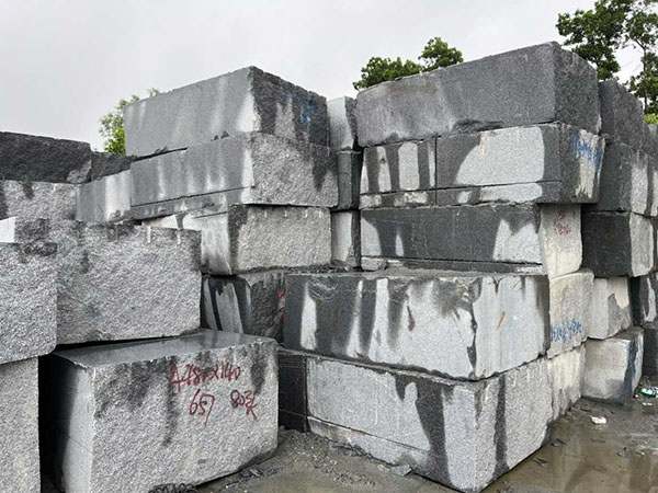 grey vgranite block