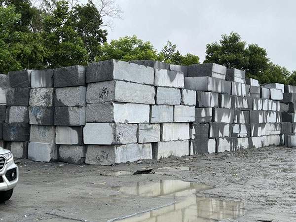 grey vgranite block